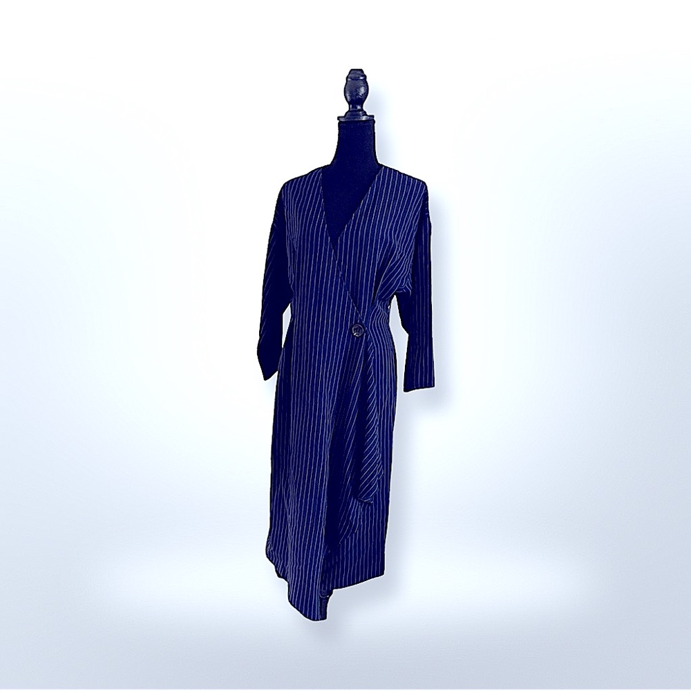Anthropologie No Less Than: Pinstripe wrap dress size large blue.